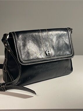 Vintage Etienne Aigner Black Leather Flap Crossbody Bag Contrast Stitching
